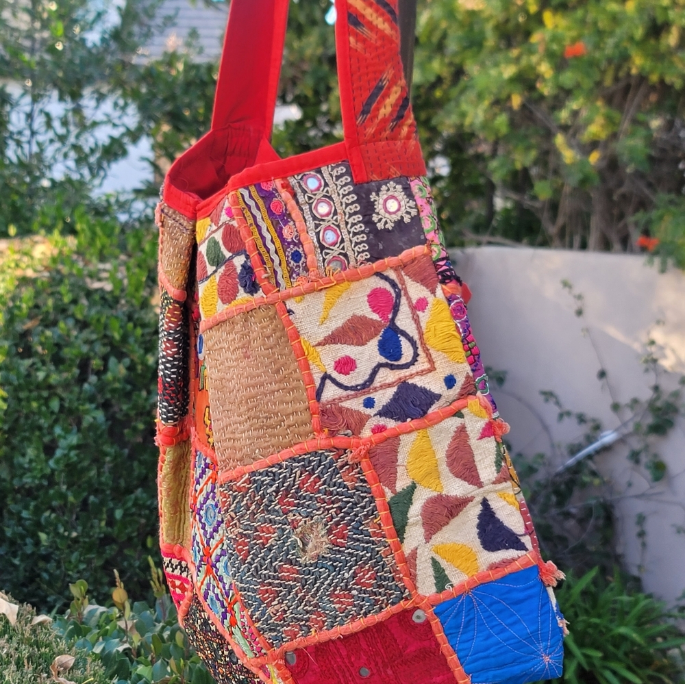 Vtg Handmade Bohemian Patchwork Mirror Work Tassel Embroidered Tote Bag - Picture 6 of 7